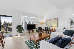 5709 Owl Court  North Vancouver, BC V7R 4V1