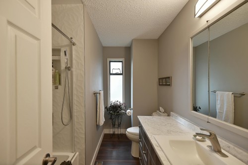 4926 Laurel Avenue, Sechelt, BC 