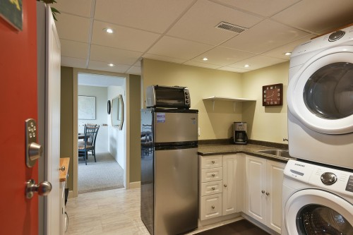 4926 Laurel Avenue, Sechelt, BC 