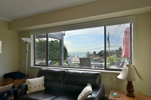 4926 Laurel Avenue, Sechelt, BC 