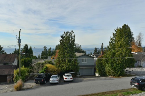 4926 Laurel Avenue, Sechelt, BC 