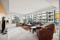PH-1383 Howe Street Vancouver, BC V6Z 2R5