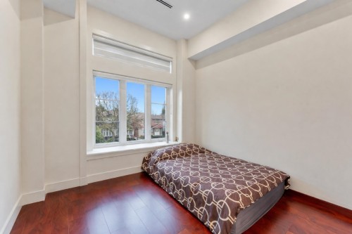 2719 46Th Avenue E, Vancouver, BC 