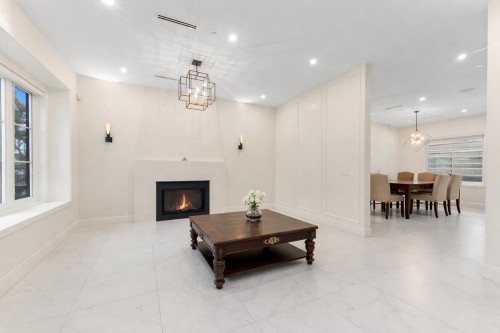 2719 46Th Avenue E, Vancouver, BC 