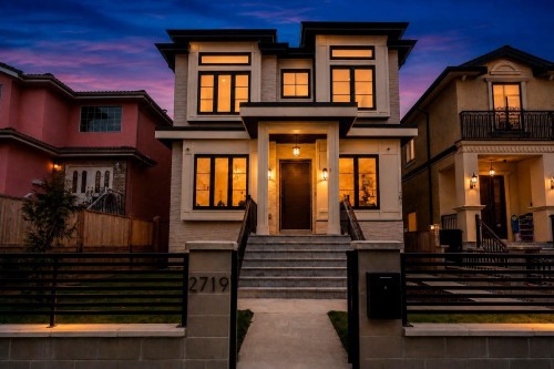 2719 46Th Avenue E, Vancouver, BC 