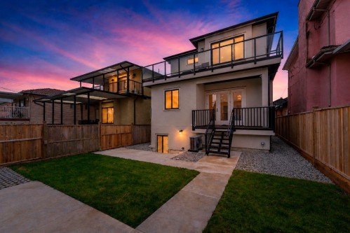 2719 46Th Avenue E, Vancouver, BC 
