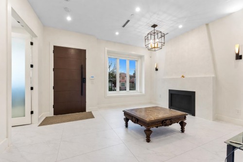 2719 46Th Avenue E, Vancouver, BC 