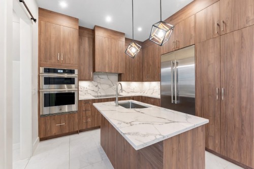 2719 46Th Avenue E, Vancouver, BC 