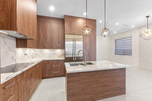 2719 46Th Avenue E, Vancouver, BC 