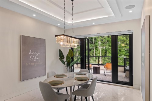 1126 Heywood Street, North Vancouver, BC 