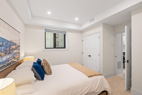 1126 Heywood Street, North Vancouver, BC 