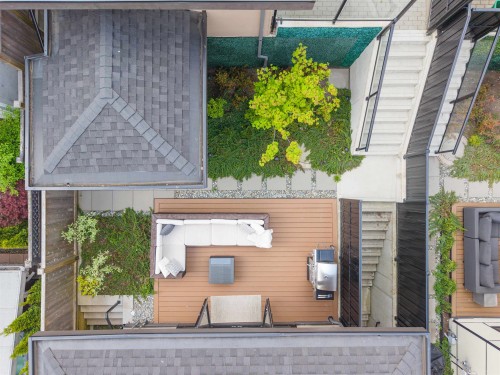 1126 Heywood Street, North Vancouver, BC 