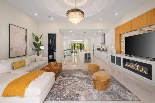 1126 Heywood Street, North Vancouver, BC 