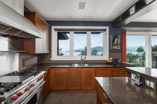 75 Tidewater Way, Lions Bay, BC 