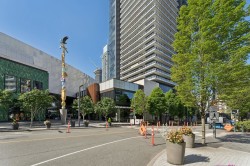 3709-4510 Halifax Way Burnaby, BC V5C 0K4