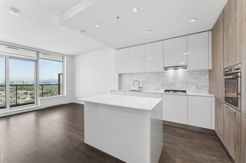 3709-4510 Halifax Way, Burnaby, BC 