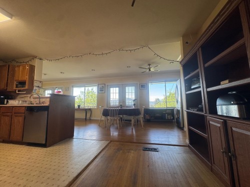 7273 Braeside Drive, Burnaby, BC 