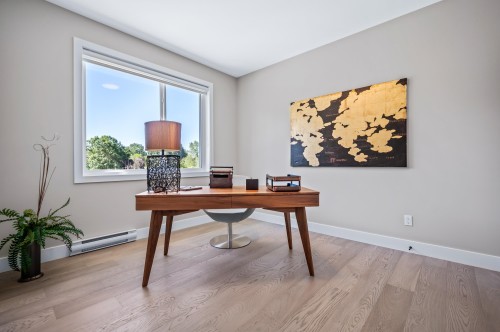 24461 Jenewein Drive, Maple Ridge, BC - Indoor Photo Showing Office