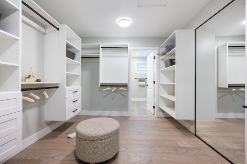 24461 Jenewein Drive, Maple Ridge, BC - Indoor With Storage