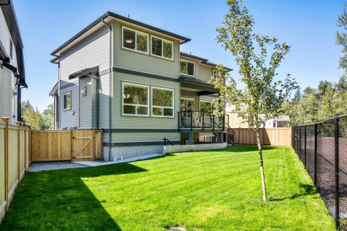 24461 Jenewein Drive, Maple Ridge, BC - Outdoor