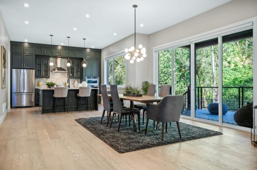 24461 Jenewein Drive, Maple Ridge, BC - Indoor Photo Showing Dining Room