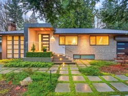 1381 Chine Crescent  Coquitlam, BC V3J 5X3