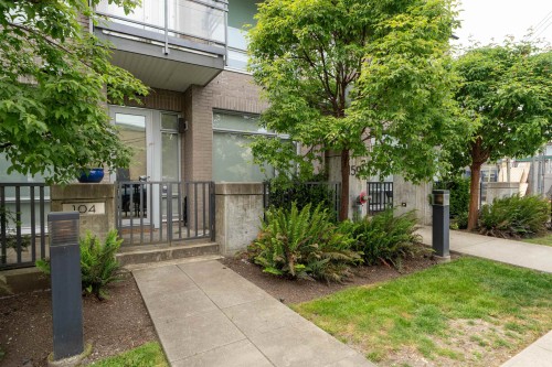 104-1591 Bowser Avenue, North Vancouver, BC 