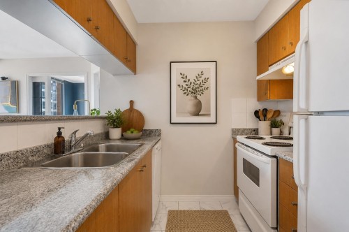 1405-822 Homer Street, Vancouver, BC 