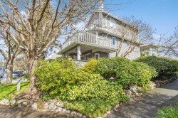 205-1518 Bowser Avenue  North Vancouver, BC V7P 2Y3
