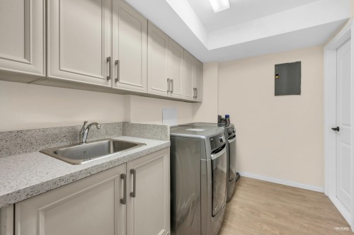 2143 Mcmullen Avenue, Vancouver, BC 