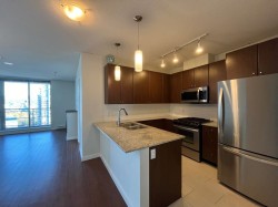 280 Ross Drive New Westminster, BC V3L 0C2