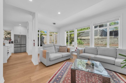 2459 Mathers Avenue, West Vancouver, BC 