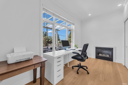 2459 Mathers Avenue, West Vancouver, BC 