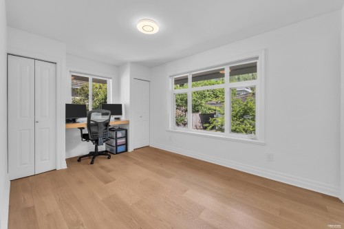 2459 Mathers Avenue, West Vancouver, BC 