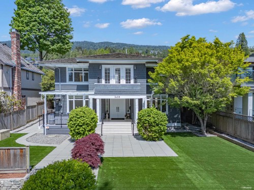2459 Mathers Avenue, West Vancouver, BC 