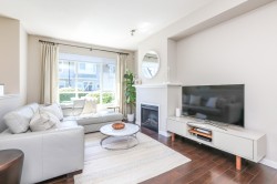 32-9133 Sills Avenue  Richmond, BC V6Y 4H6