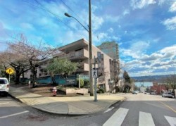 204-45 4th Street New Westminster, BC V3L 5H7