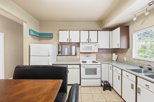 11328 Maple Crescent, Maple Ridge, BC 