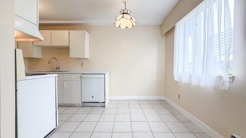 102-6380 Buswell Street, Richmond, BC 