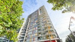 1202-1788 Columbia Street  Vancouver, BC V5Y 4A1