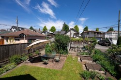 2867 Georgia Street E Vancouver, BC V5K 2K3