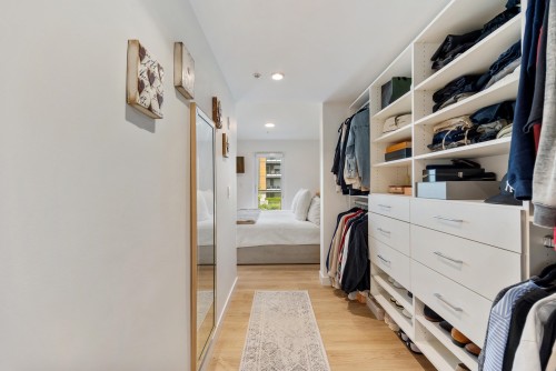 317-9888 University Crescent, Burnaby, BC 