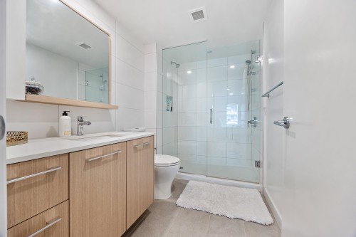 317-9888 University Crescent, Burnaby, BC 