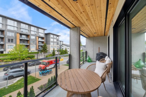 317-9888 University Crescent, Burnaby, BC 