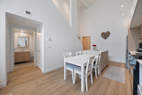 317-9888 University Crescent, Burnaby, BC 
