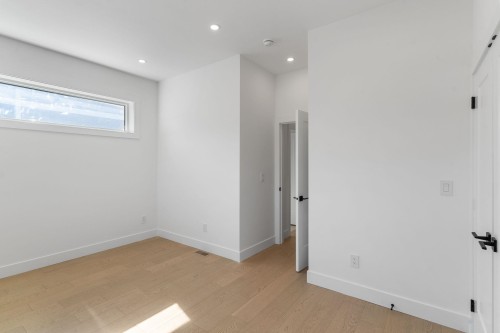 340 Keith Road E, North Vancouver, BC 