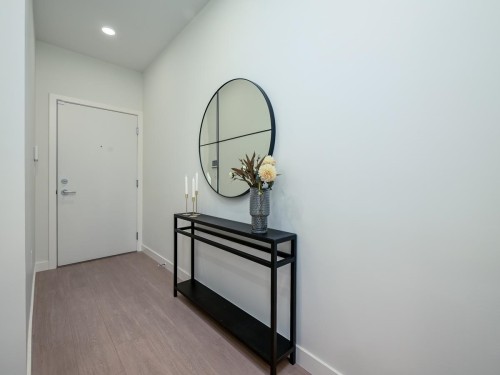 103-7599 15Th Street, Burnaby, BC 