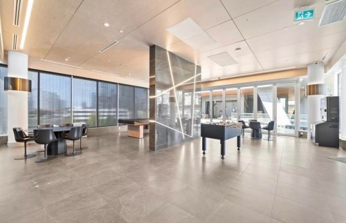 3807-4720 Lougheed Highway, Burnaby, BC 