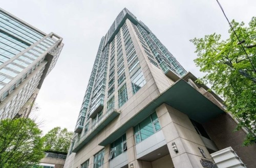 2010-438 Seymour Street  Vancouver, BC V6B 6H4
