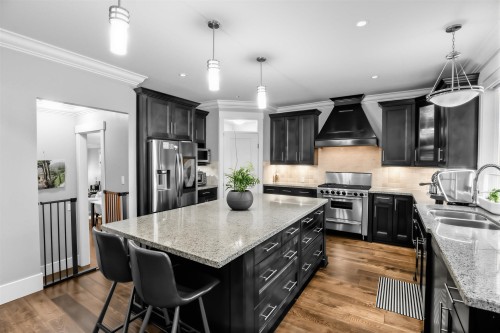 1376 Dyck Road, North Vancouver, BC 